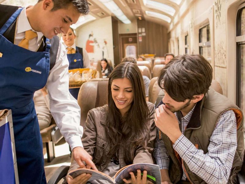 Tour Machu Picchu en Bus 2D1N + Tren Ollantaytambo