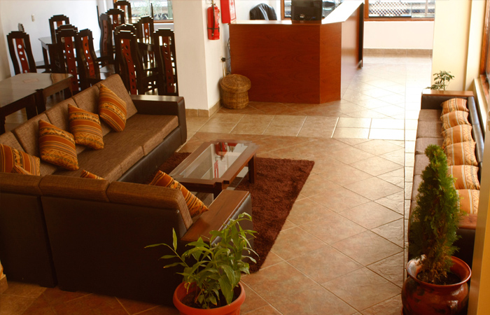 Hotel Machu Picchu por Hidroeléctrica Machu Picchu Bus Packers