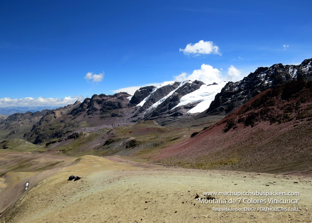 Vinicunca Rainbow Mountain - Cerro Colorado Vinicunca